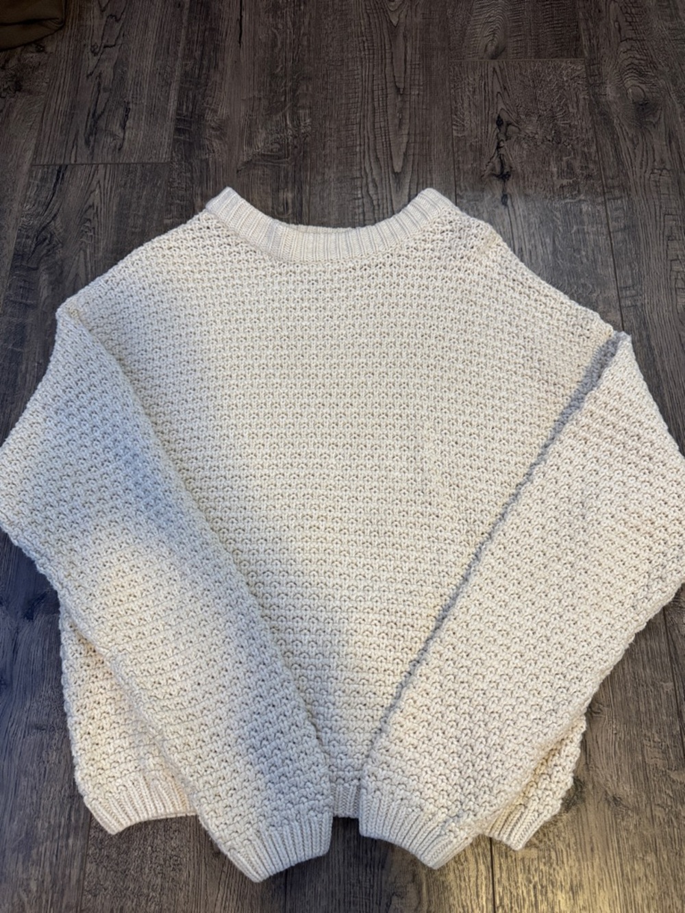 Universal Thread Cream Textured Crew Neck Sweater